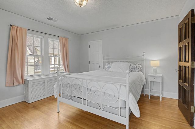 2708 Ewing Avenue S, Minneapolis, MN 55416