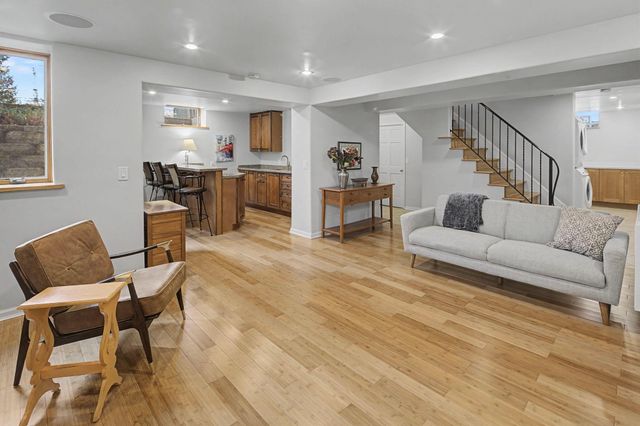 2708 Ewing Avenue S, Minneapolis, MN 55416