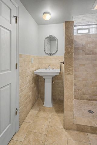 2708 Ewing Avenue S, Minneapolis, MN 55416