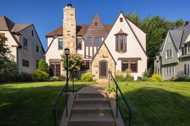 2708 Ewing Avenue S, Minneapolis, MN 55416