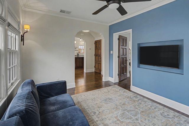 2708 Ewing Avenue S, Minneapolis, MN 55416