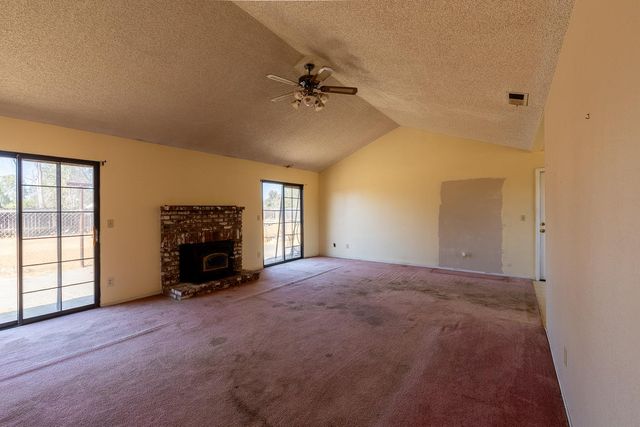 25199 Avenue 18, Madera, CA 93638