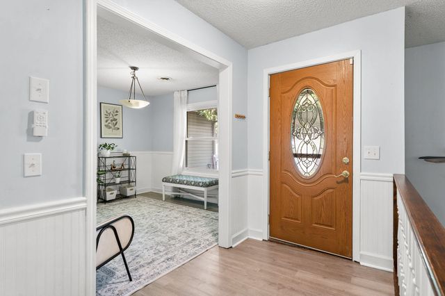 1820 East Hines Street, Republic, MO 65738