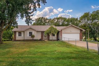 1820 East Hines Street, Republic, MO 65738