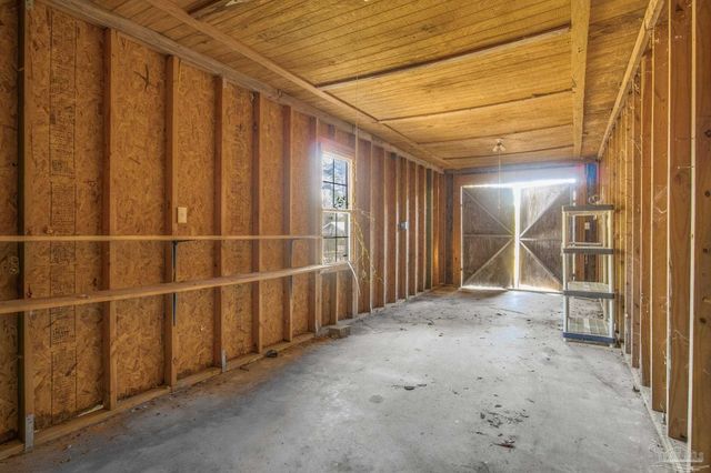 5150 Guy Ln, Pace, FL 32571