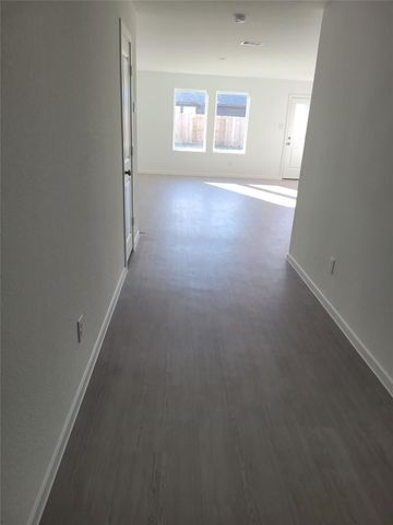 9011 Arctic Rockfish Dr, Baytown, TX 77521