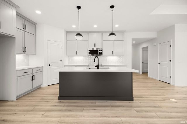 5271 Elk Run Place, Fort Wayne, IN 46818