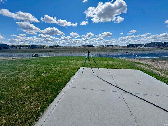 5271 Elk Run Place, Fort Wayne, IN 46818