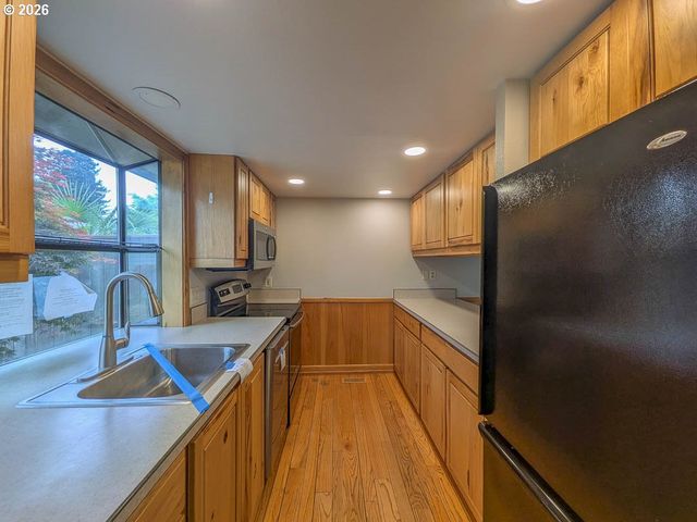 14840 Sw 106TH Ave, Portland, OR 97224