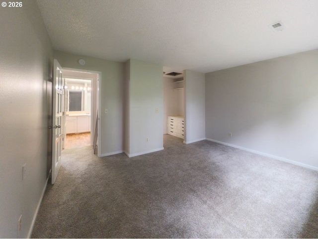 14840 Sw 106TH Ave, Portland, OR 97224