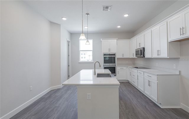 9802 TATE LANE, Westchase, FL 33626