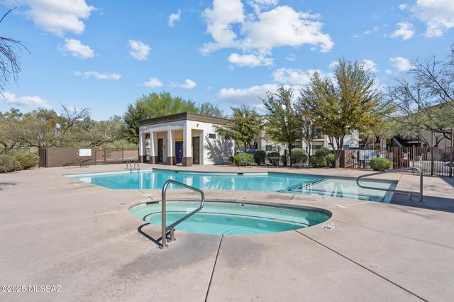 2018 E River Rd Unit 203, Tucson, AZ 85718