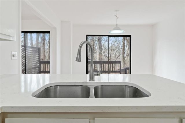 700 Marshview Close, Roswell, GA 30076