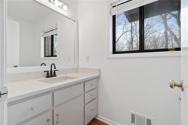 700 Marshview Close, Roswell, GA 30076