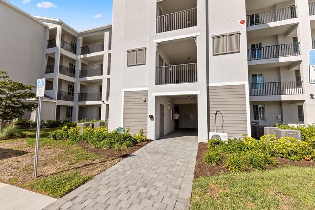 12240 WELLEN GOLF STREET 104, Venice, FL 34293