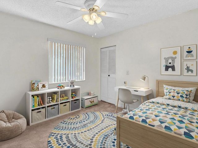 305 Knotty Pine Circle A2, Greenacres, FL 33463