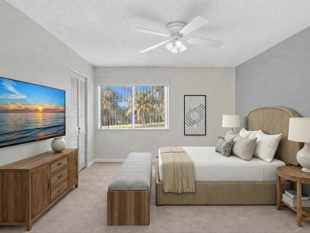 305 Knotty Pine Circle A2, Greenacres, FL 33463