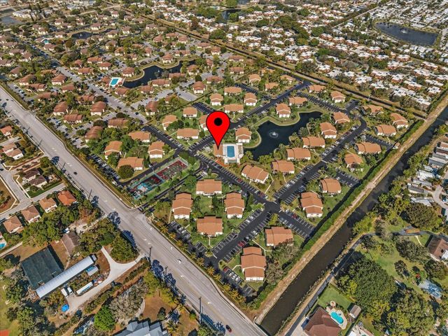 305 Knotty Pine Circle A2, Greenacres, FL 33463