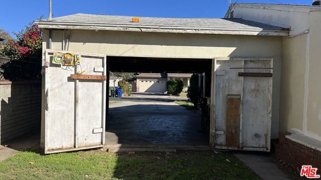 7725 Nestle Avenue, Reseda, CA 91335