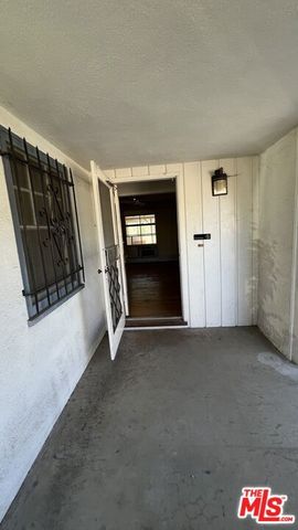 7725 Nestle Avenue, Reseda, CA 91335