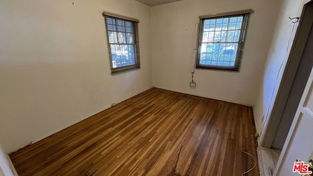 7725 Nestle Avenue, Reseda, CA 91335