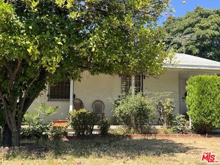 7725 Nestle Avenue, Reseda, CA 91335