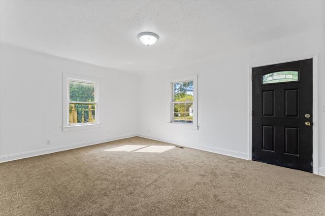 1114 Woodard St, Clarksville, TN 37040