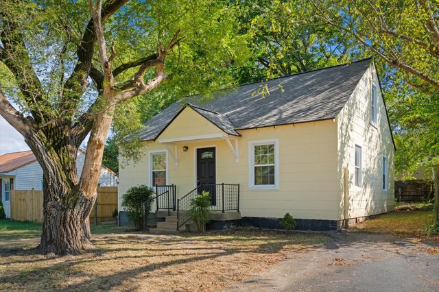 1114 Woodard St, Clarksville, TN 37040