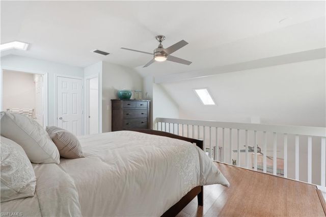 1281 Solana RD, Naples, FL 34103