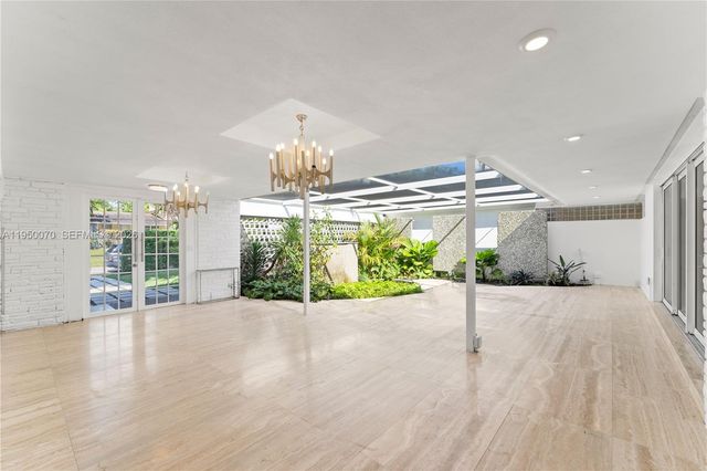 1250 NE 87th St, Miami, FL 33138