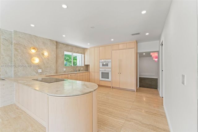 1250 NE 87th St, Miami, FL 33138