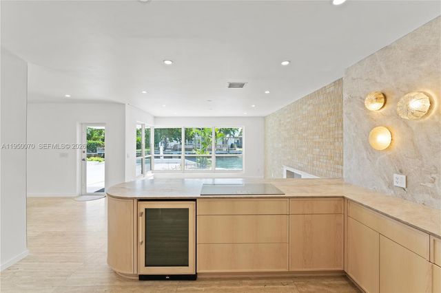 1250 NE 87th St, Miami, FL 33138