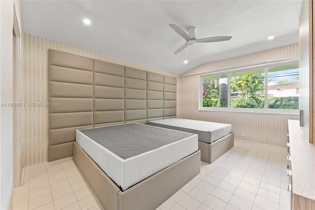 1250 NE 87th St, Miami, FL 33138