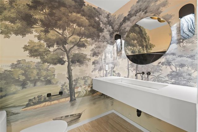 1250 NE 87th St, Miami, FL 33138