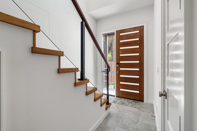 327 Minorca Ave, St Augustine, FL 32080