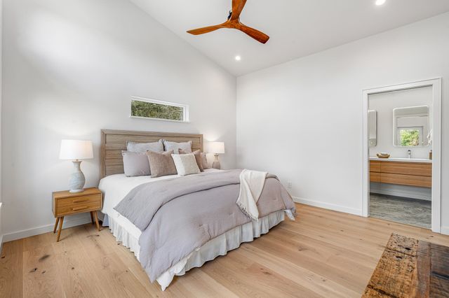 327 Minorca Ave, St Augustine, FL 32080