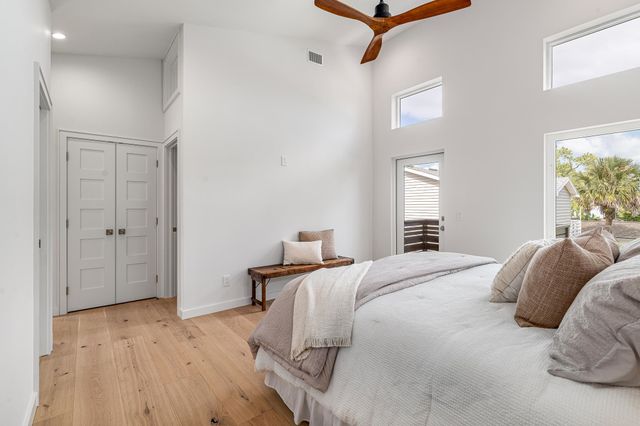 327 Minorca Ave, St Augustine, FL 32080