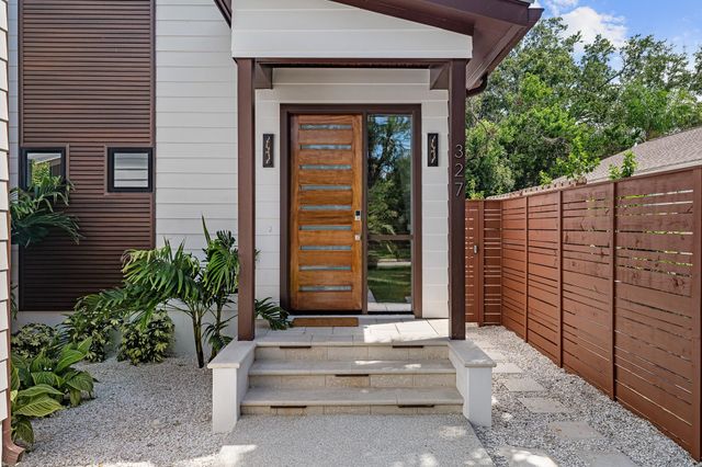 327 Minorca Ave, St Augustine, FL 32080