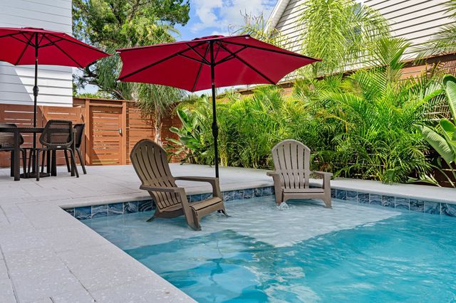 327 Minorca Ave, St Augustine, FL 32080