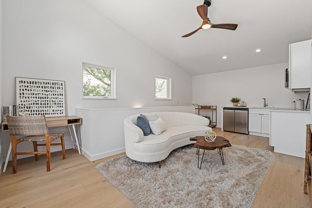 327 Minorca Ave, St Augustine, FL 32080