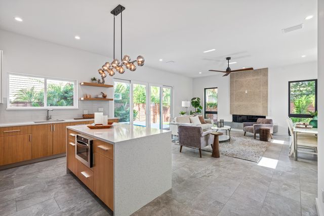 327 Minorca Ave, St Augustine, FL 32080