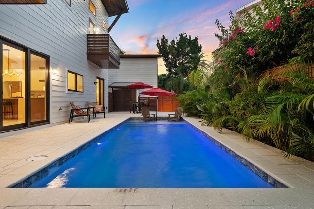 327 Minorca Ave, St Augustine, FL 32080