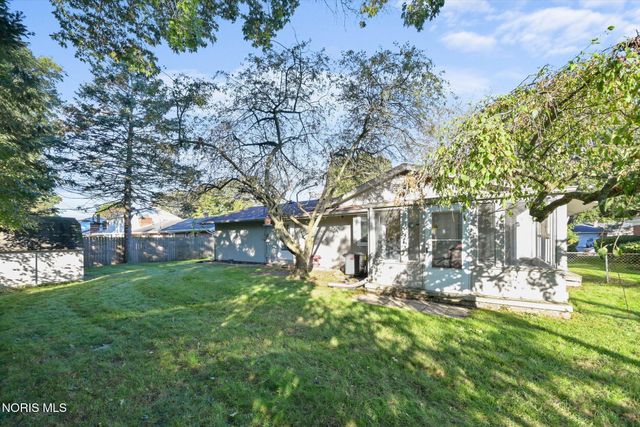 3789 Linden Green Drive, Toledo, OH 43614