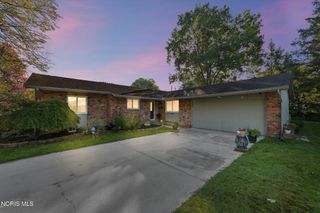 3789 Linden Green Drive, Toledo, OH 43614