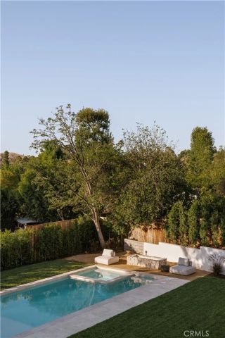 4744 Vista De Oro Avenue, Woodland Hills, CA 91364