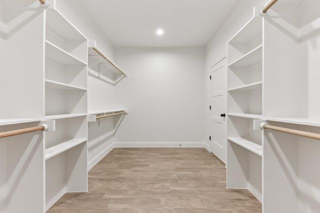 130 Mokalau DR, Bastrop, TX 78602