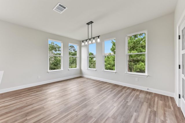 130 Mokalau DR, Bastrop, TX 78602
