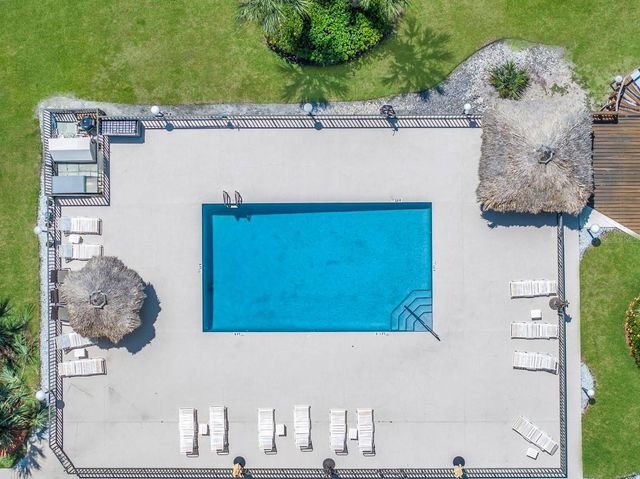 650 ISLAND WAY 106, Clearwater Beach, FL 33767