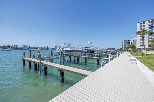 650 ISLAND WAY 106, Clearwater Beach, FL 33767