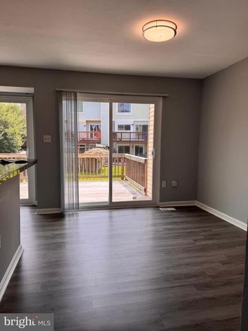 11553 HILL MEADE, Woodbridge, VA 22192
